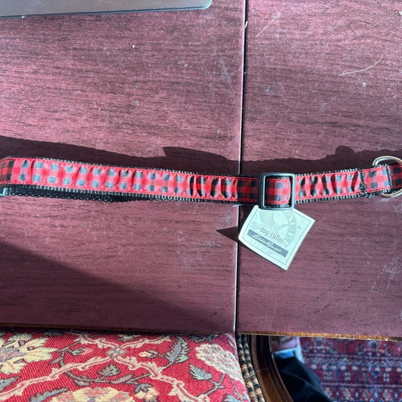 Eddie Bauer NWT red and black check adjustable quick release collar - Picture 1 of 4